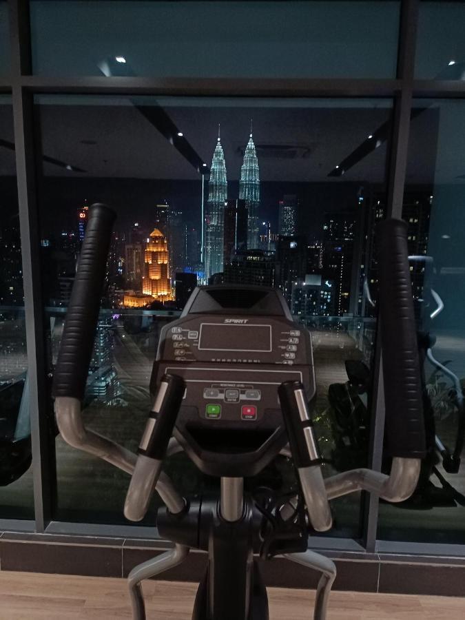 Apartment Cl 93b Balcony Klcc View