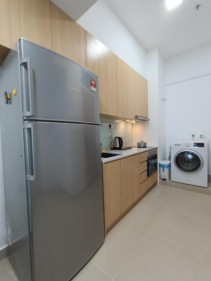 Apartment Cl 93b Balcony Klcc View